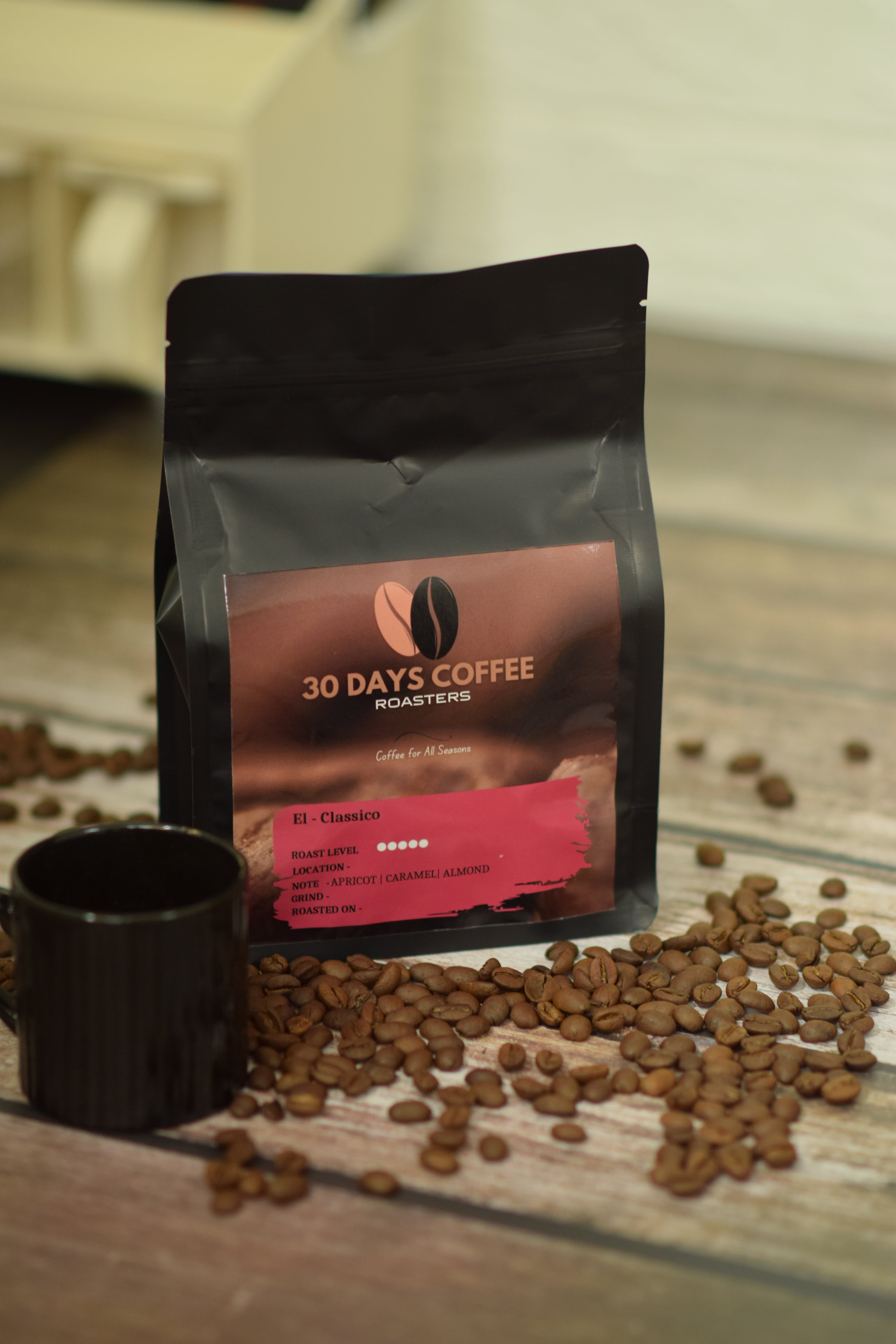 El Classico 70 percent Arabica 30 percent Robusta coffee beans — India